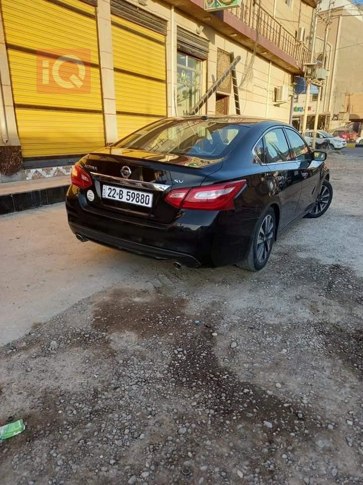 Nissan Altima